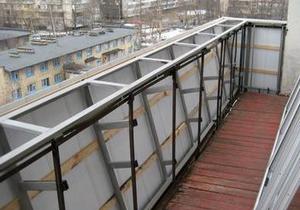 остекление балконов с выносом